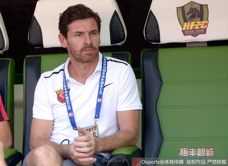 博阿斯表情凝重