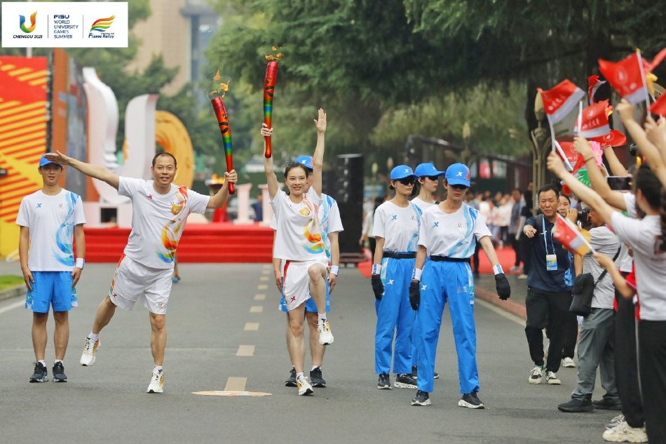 大运会火炬传递成都站