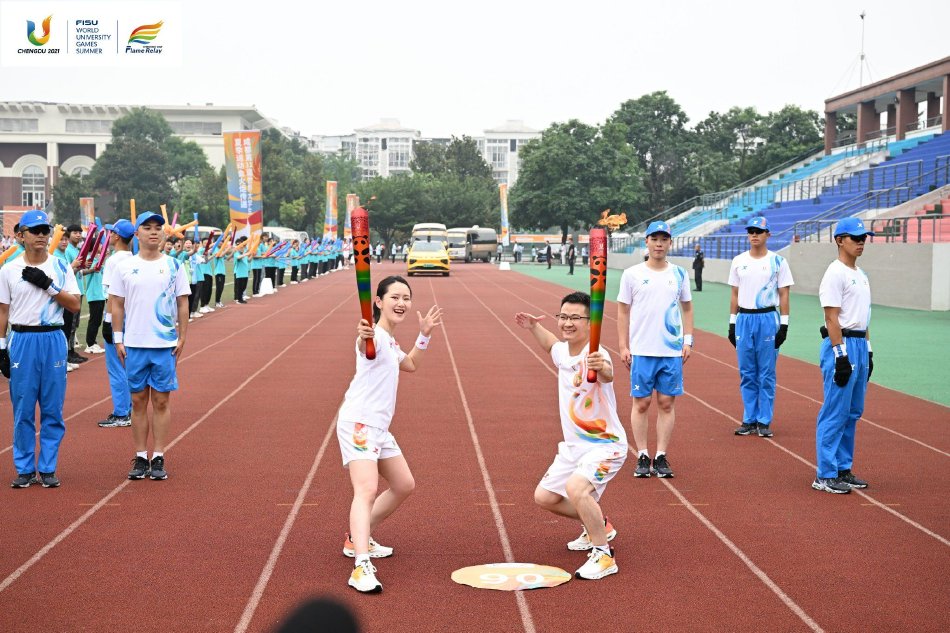 大运会火炬传递成都站