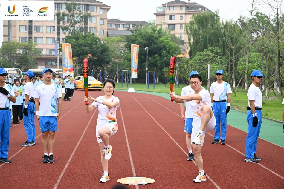 大运会火炬传递成都站