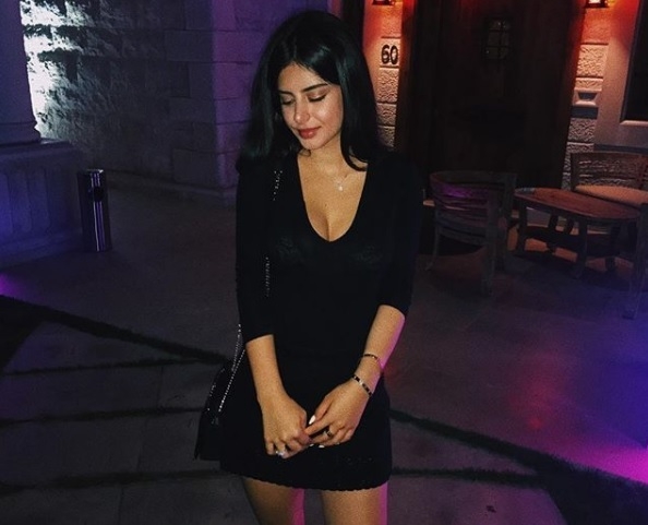 小法继女美艳私房照