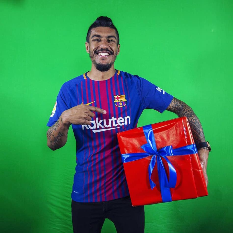 圣诞快乐！巴萨球星送祝福