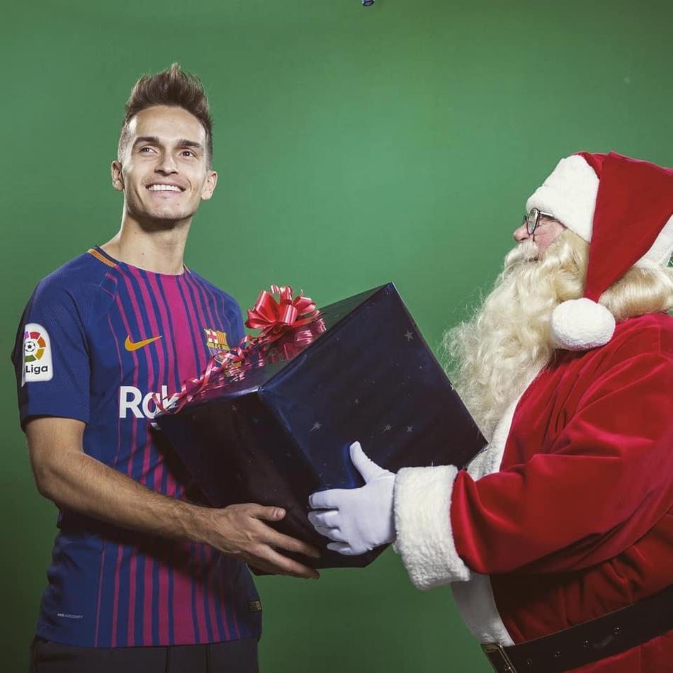 圣诞快乐！巴萨球星送祝福