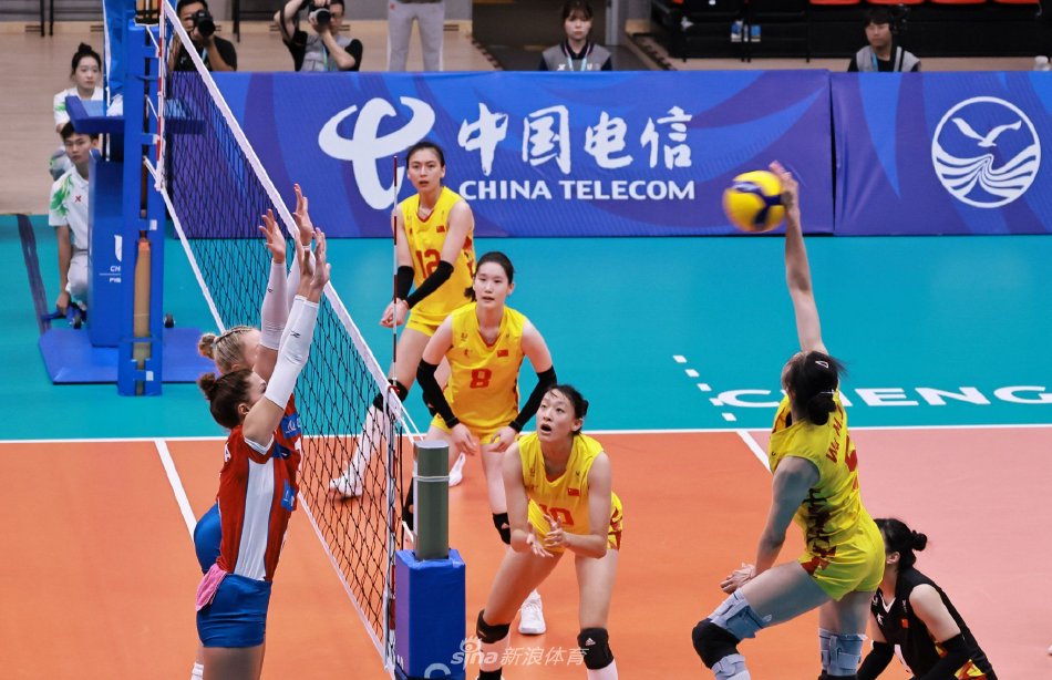 [大运会女排]中国女排3-0捷克女排