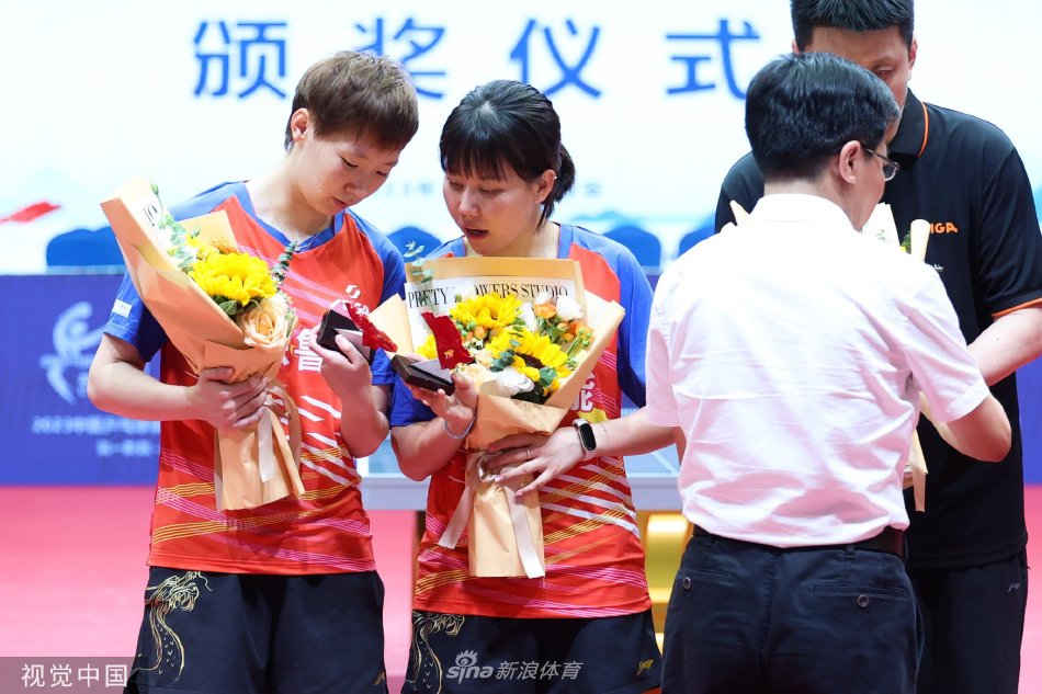 [乒超女团]山东鲁能3-2深圳大学 首阶段排名第一