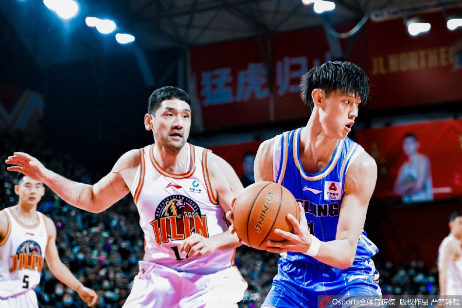 [<a href=https://www.89992.com/basketball/22490/ target=_blank class=infotextkey>CBA</a>]九台农商102-127负北京首钢