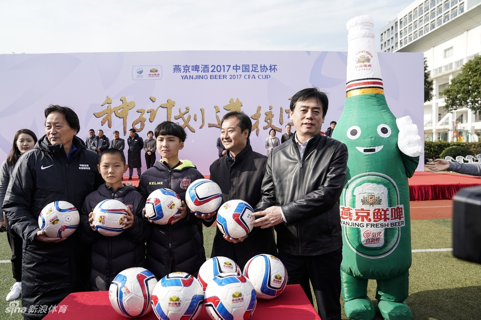 [JR热议]王淞回应十月粉丝：你们低估了十月造的恶果很多人受影响