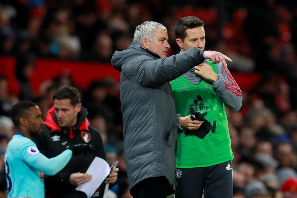 穆里尼奥和埃雷拉交谈