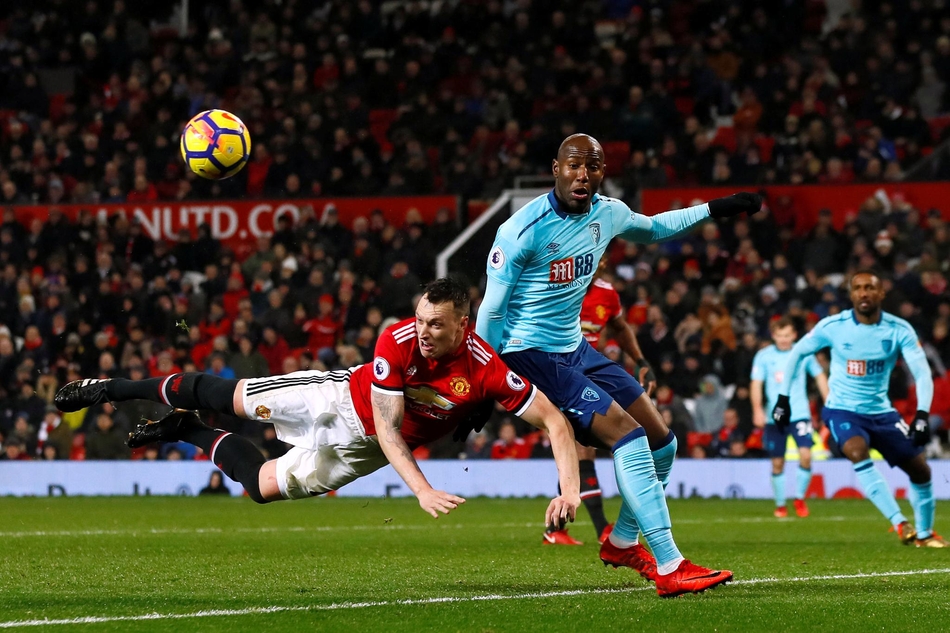 琼斯防守阿弗比