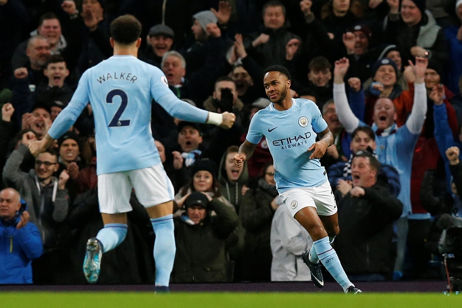 斯特林庆祝破门