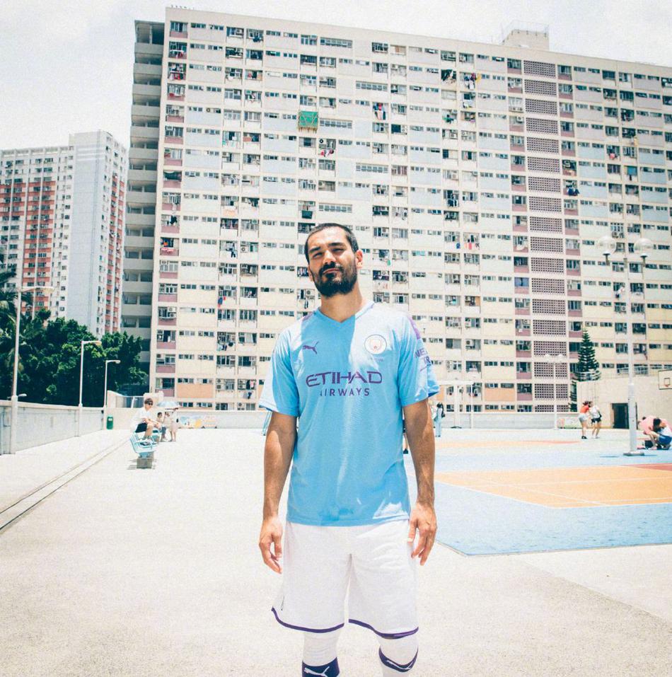 蓝月亮的东方之珠日记：曼城访港变身观光团，这波游客照够帅够亲民