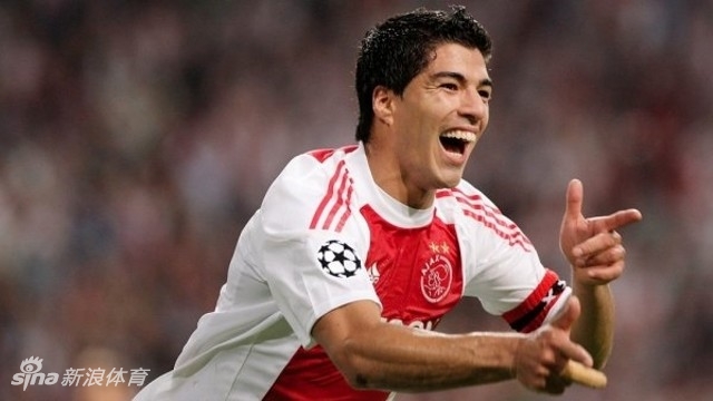 2009年：苏亚雷斯（46球）