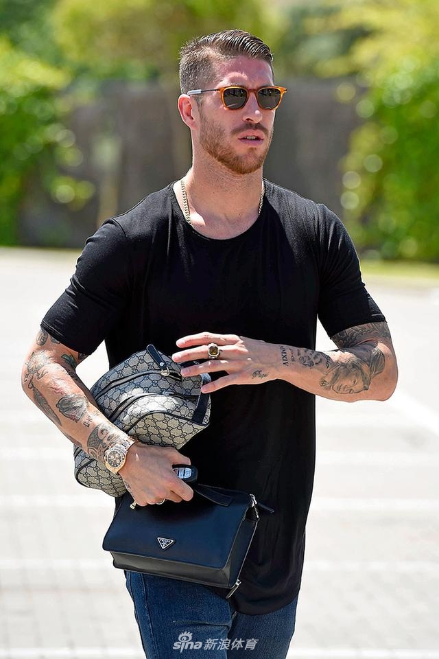 时尚达人！这些年拉莫斯换过的发型