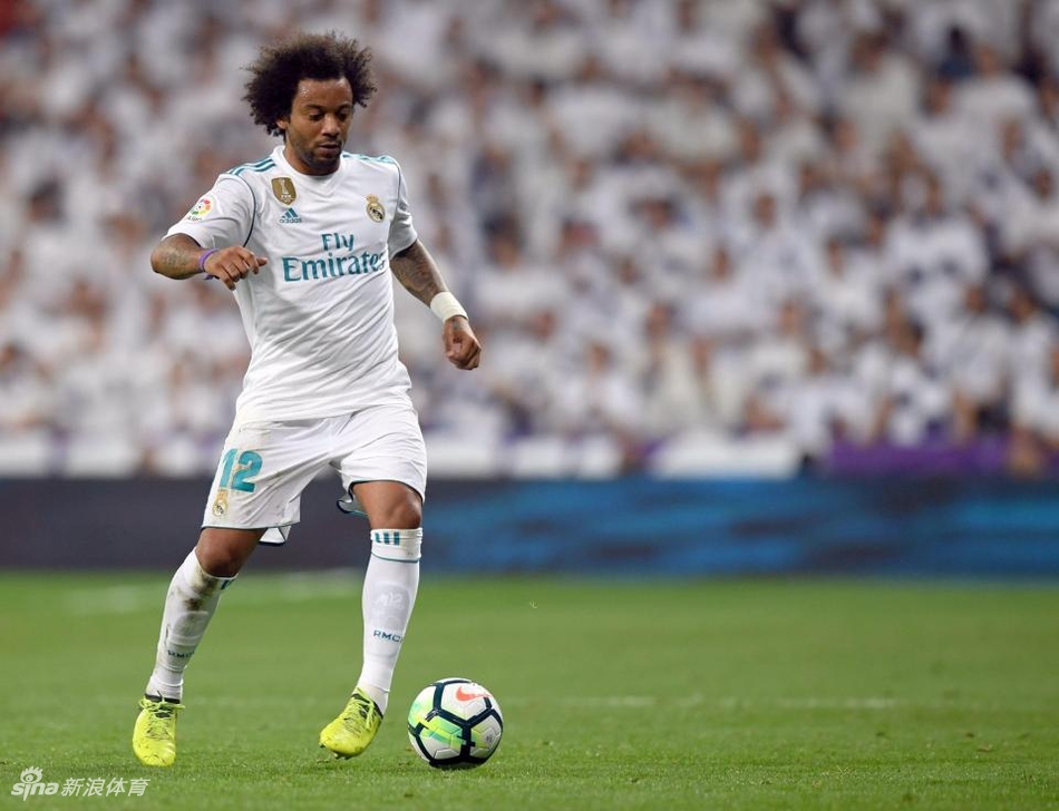 左后卫：马塞洛