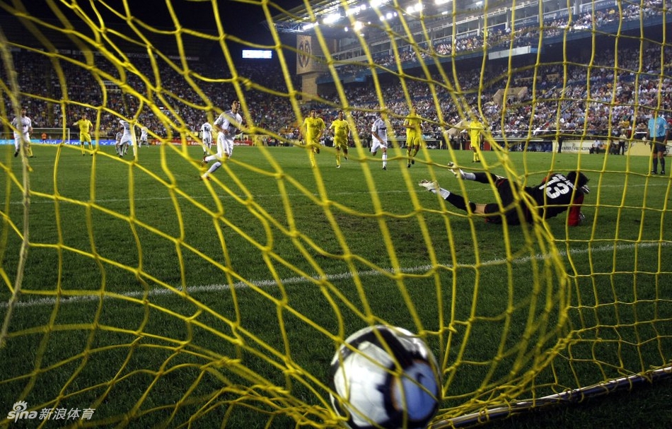 打进皇马处子球