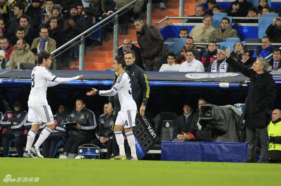 卡卡状态不断下滑