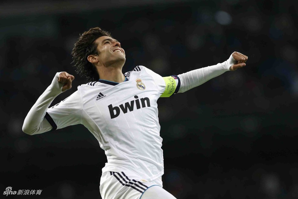 成为巴西欧冠第一射手