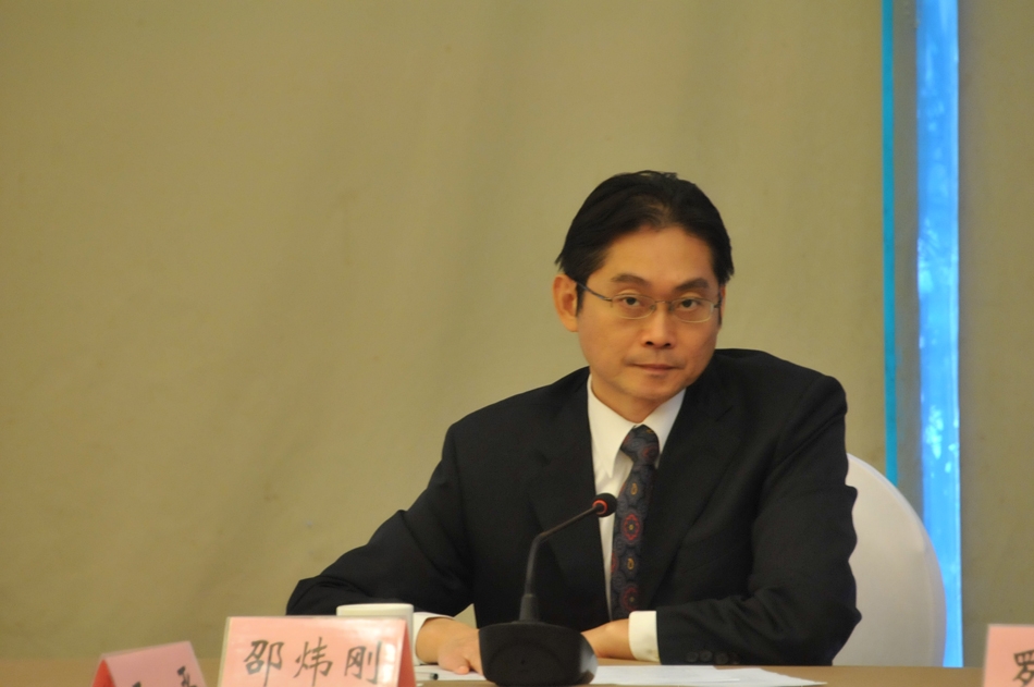 国家体育总局棋牌运动管理中心围棋部副主任邵炜刚