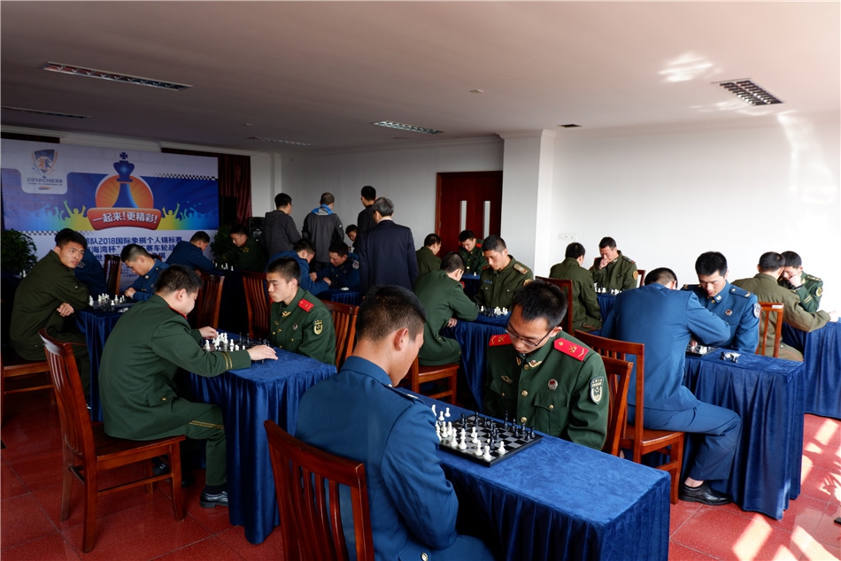 高清-驻地部队国象赛_高清图集_新浪网