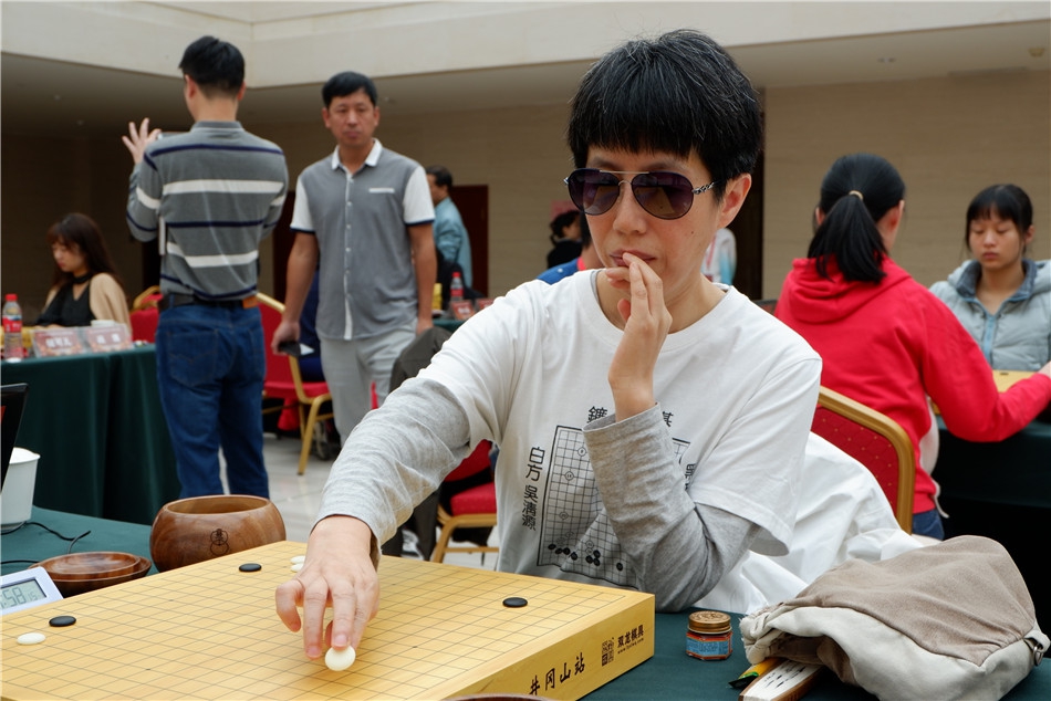 高清-女子围甲第13轮棋手特写
