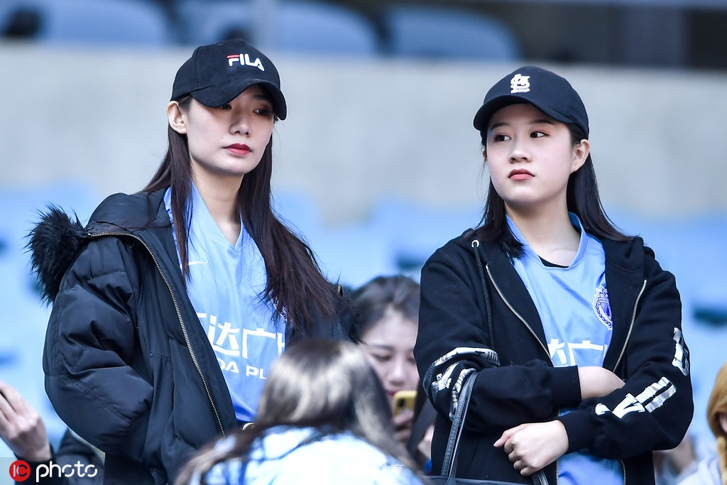 [流言板]LOL官方分享Faker本次世界赛已使用14个英雄并配文：英雄海