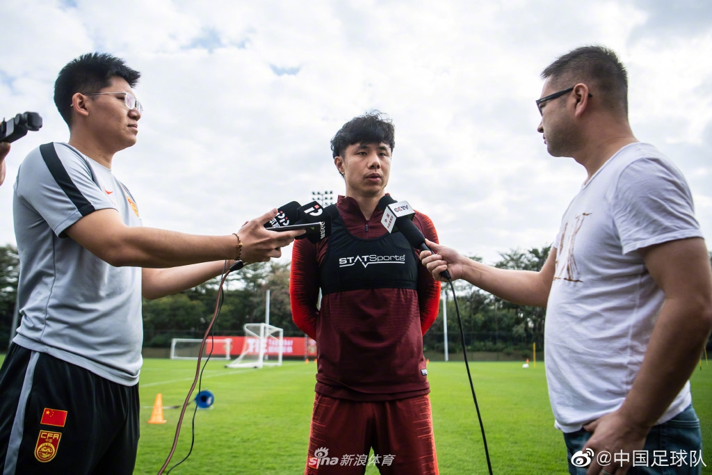 自2022年3月以来，罗马首次取得欧战客场两连胜