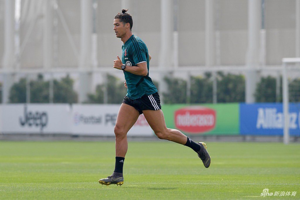 http://n.sinaimg.cn/sports/2_img/upload/cf0d0fdd/107/w1024h683/20200527/5f34-itzixrt7334410.jpg