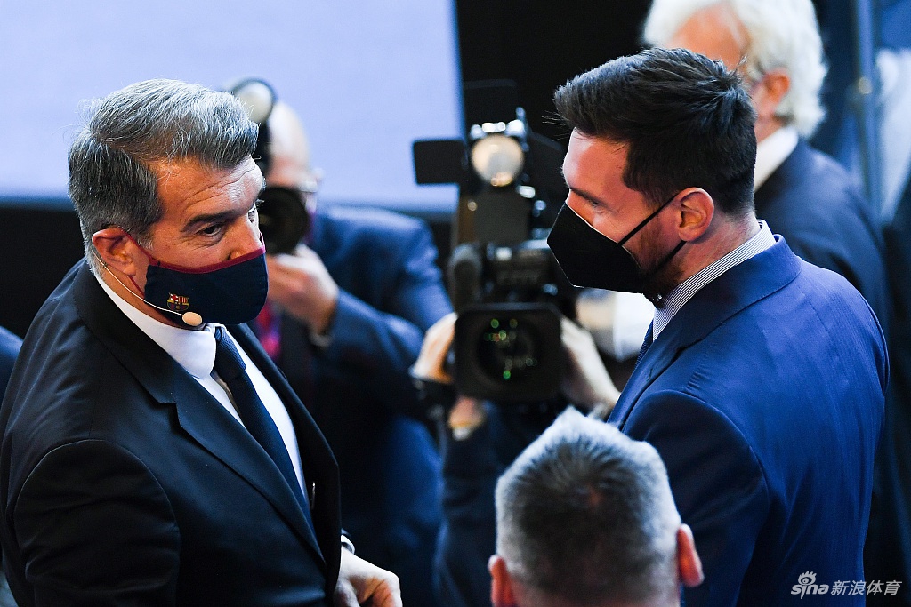 “只有庫里投那個3分是OK的其他人敢這么投會被趕出美國”