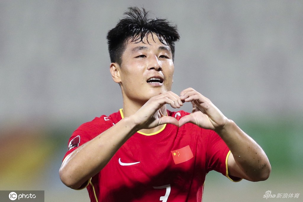 恭喜！武汉女足王霜、陈晨入围国际足联年度最佳女子阵容候选名单