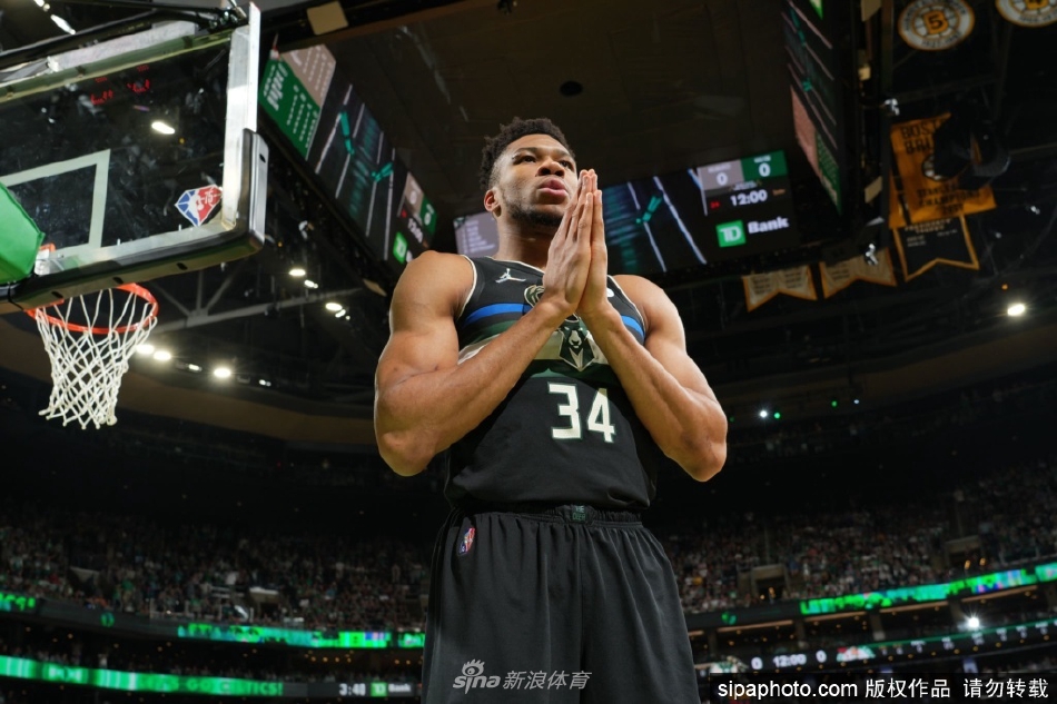 「囝囝6.3斤」36岁余文乐当爸，感谢老婆剖腹产男婴乐仔,王老五,百日宴,Cody	,余文乐