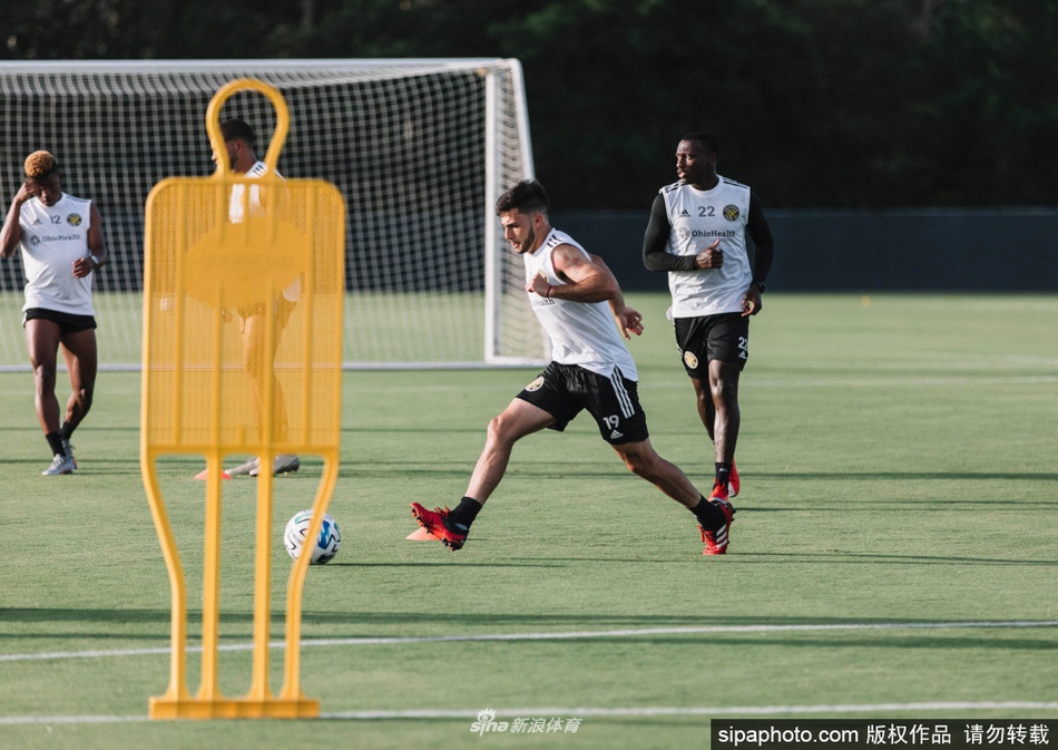 英格兰队长-乐鱼app(leyu)官方网站-乐鱼官网