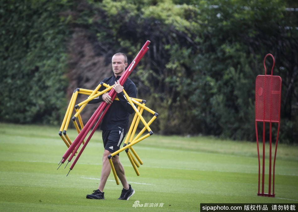 男子十米台-乐鱼app(leyu)官方网站-乐鱼官网