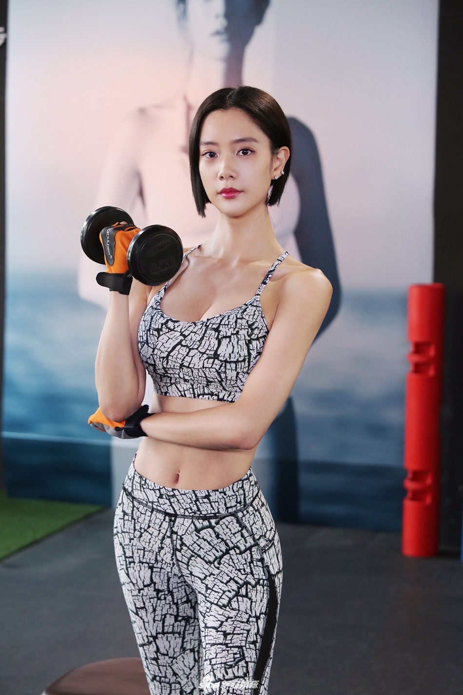 Clara人口_clara李成敏情圣剧照(3)