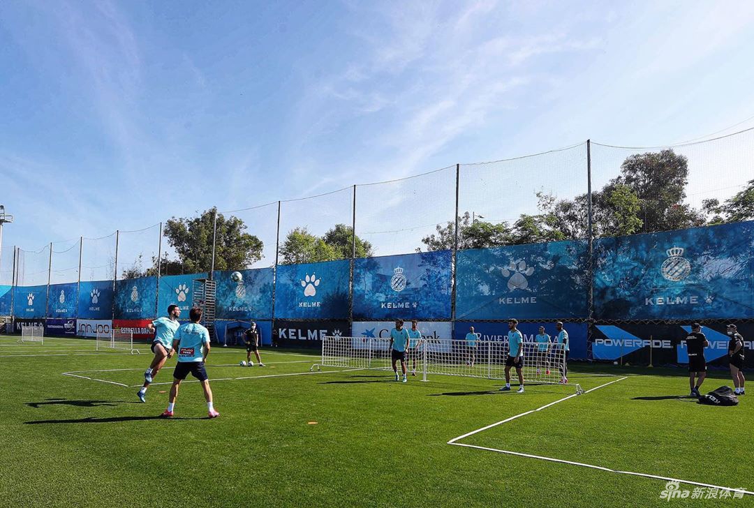http://n.sinaimg.cn/sports/2_img/upload/cf0d0fdd/208/w1080h728/20200525/aace-itzixrt0237449.jpg
