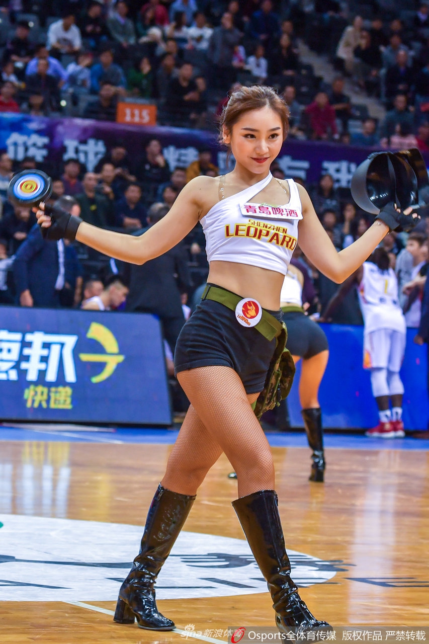 cba季后赛1/4决赛拉拉队美女热舞精选