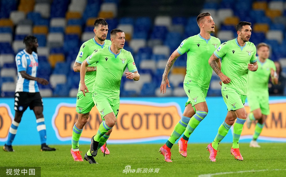 奥斯梅恩替补建功，暴力抽射将最终比分锁定为五比二