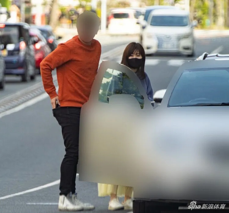 福原爱称最近状况不佳 回应约会神秘男:一人住一间