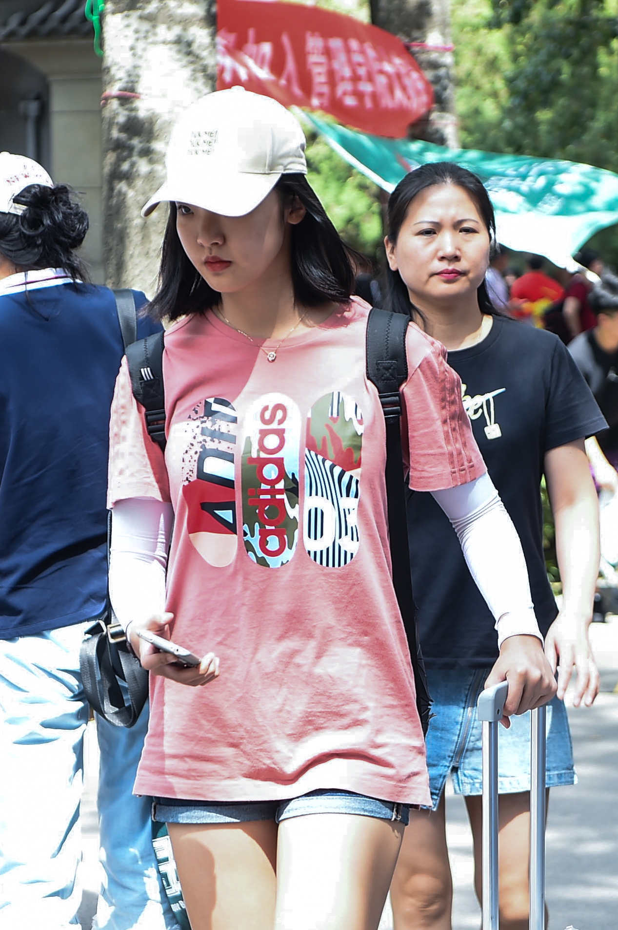 北京体育大学开学季各路美女新生云集