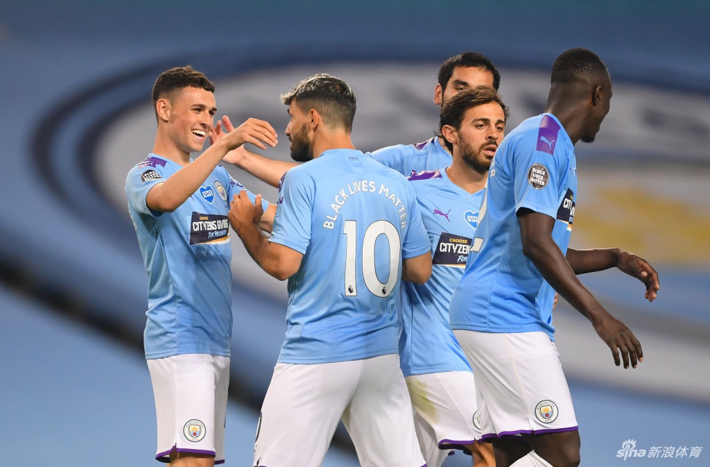 福登锦上添花，被老大哥们簇拥的未来之星