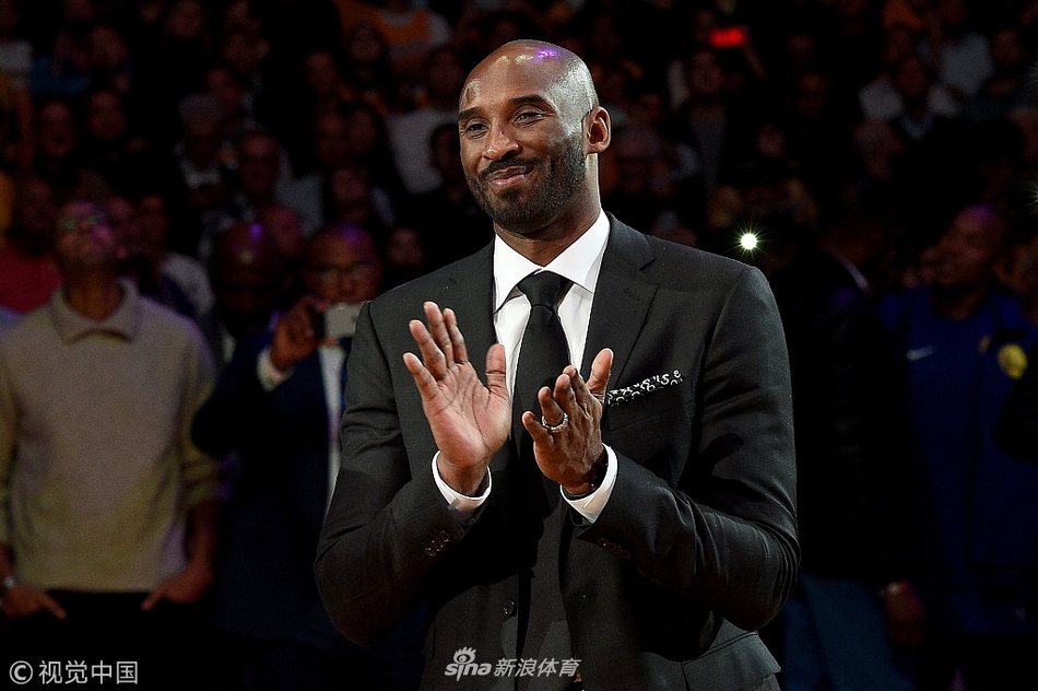 科比球衣退役仪式现场