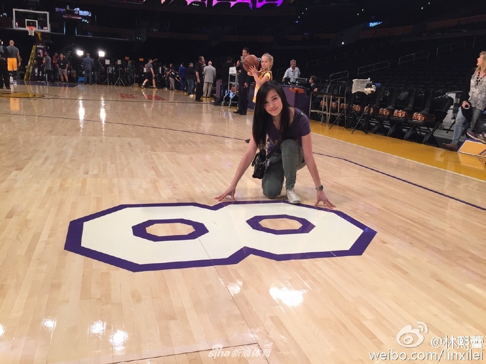 中外科比女球迷合集 颜值爆棚