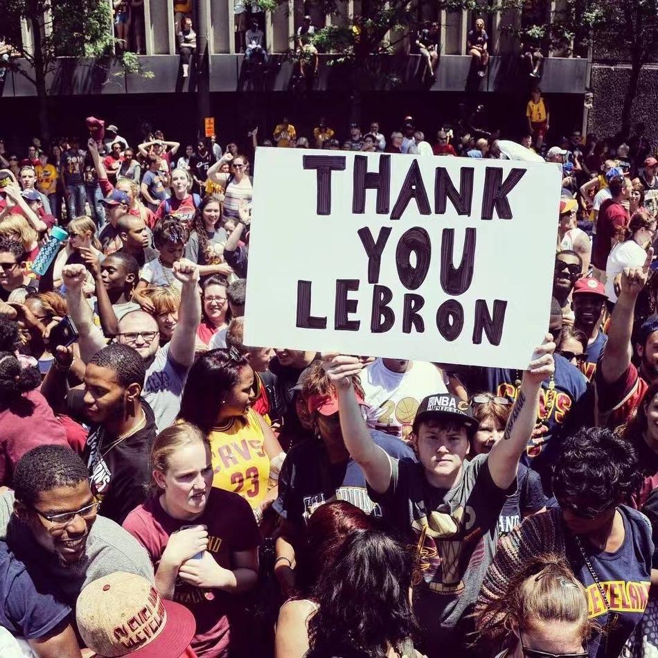 詹姆斯33岁生日快乐