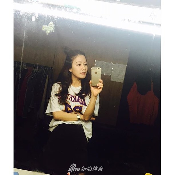 中外科比女球迷合集 颜值爆棚