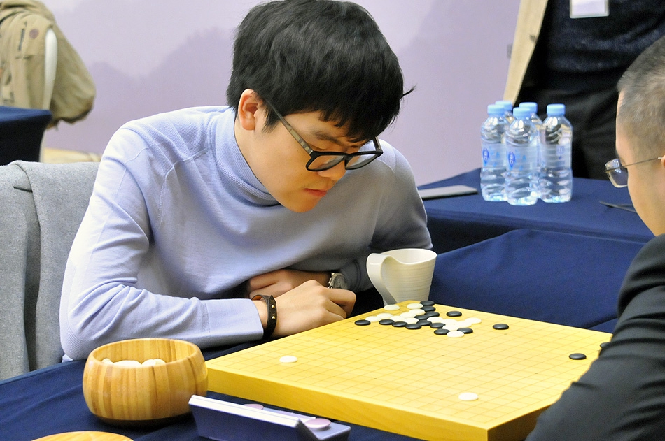 高清-围甲第25轮柯洁VS陈耀烨