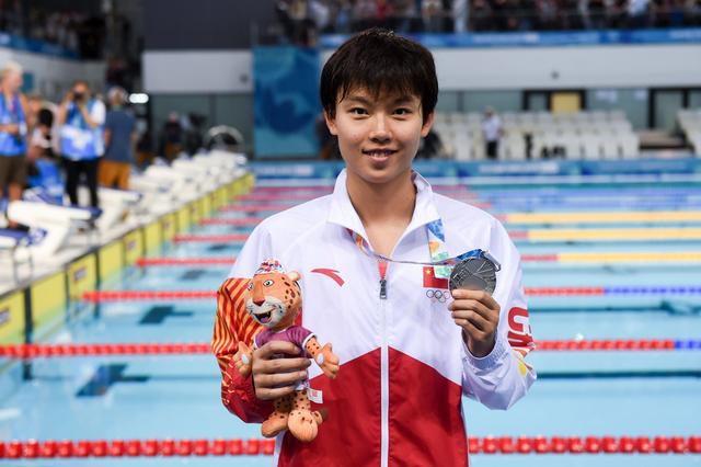 青奥会杨浚瑄获女子100自银牌