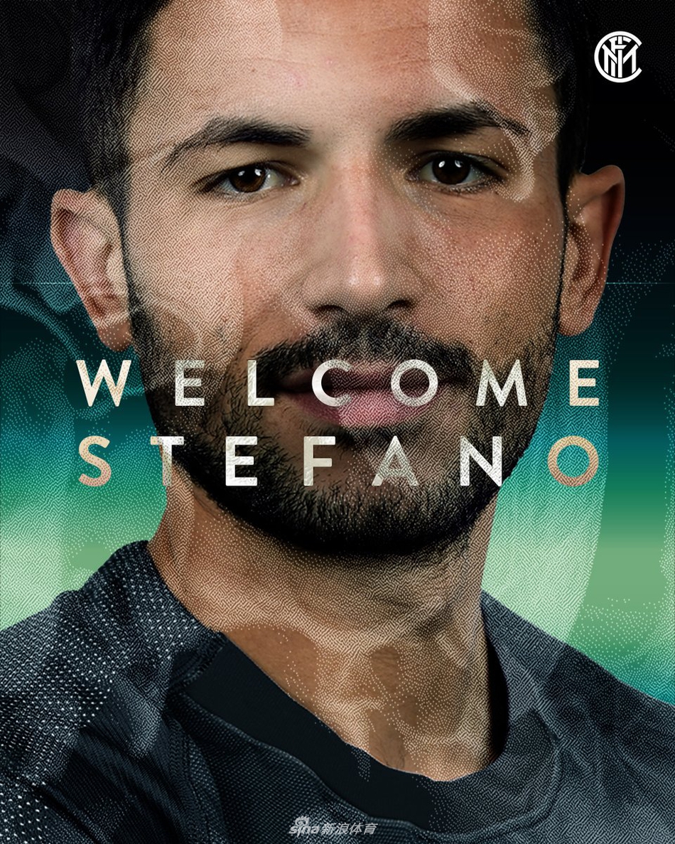 森西目光如炬，在国米徽章前首次正式亮相，稚嫩脸庞难掩坚定神色