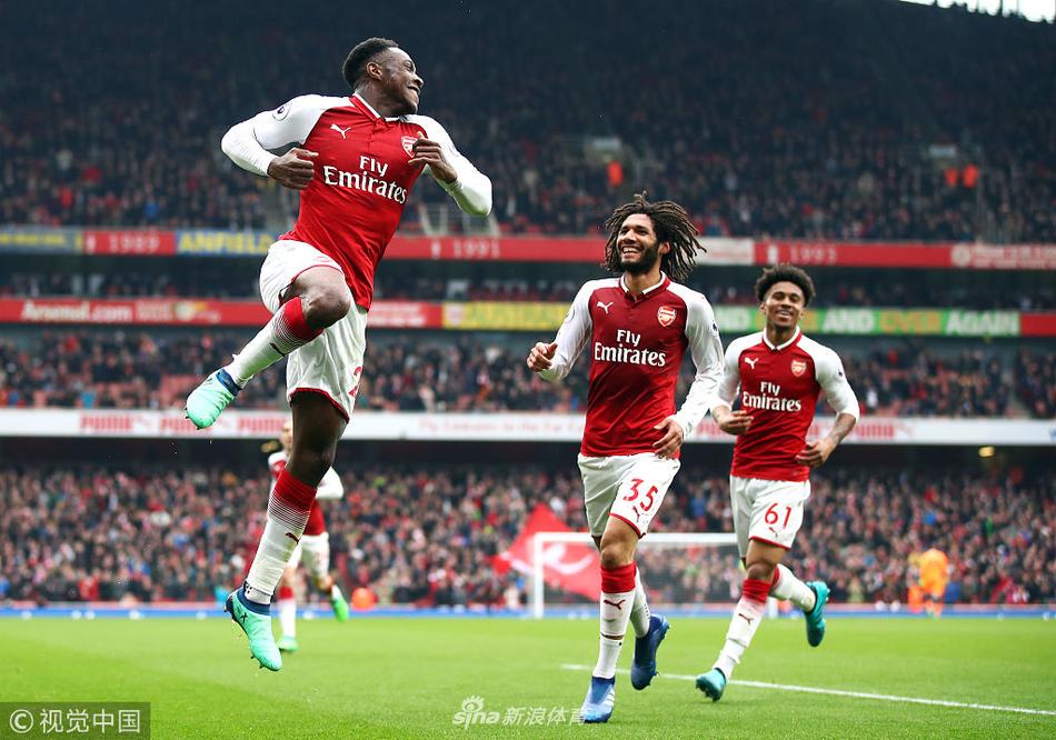 津門虎vs滄州首發:5外援PK3外援!巴頓、王秋明先發,鄭達倫出戰