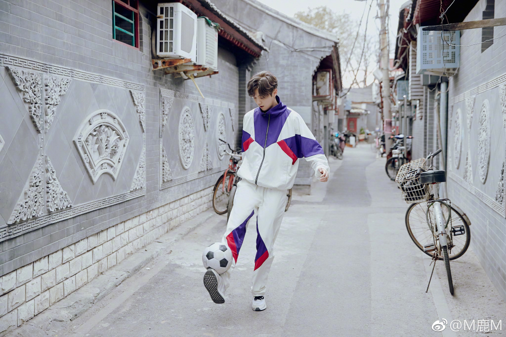 WTA年终总决赛：萨巴伦卡击败高芙 晋级半决赛