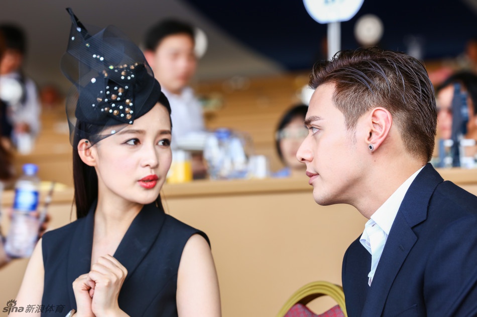  ��������������������