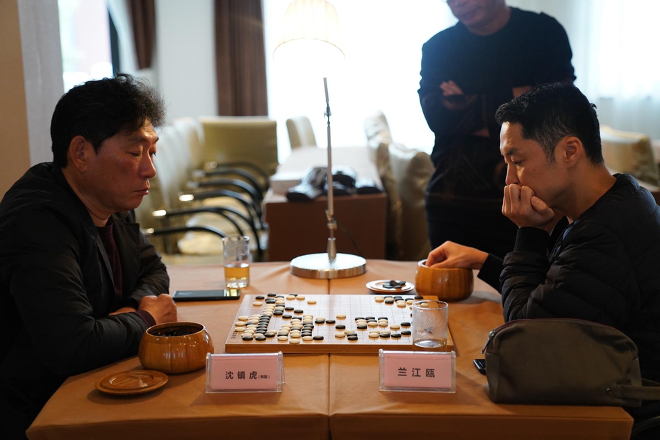 高清-高尔夫围棋赛程过半